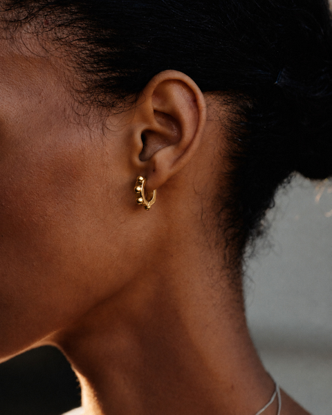 Stud Hoops For teenager Guld