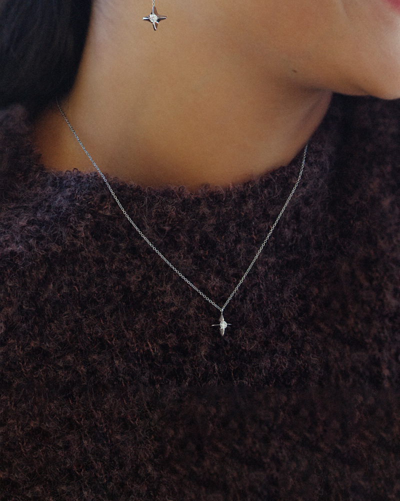 Stellar Necklace Hopeiset kaulakorut Hopea