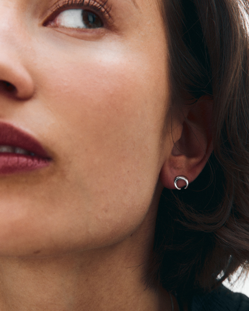Wishbone Studs S Ørestikker Sølv
