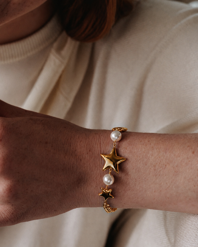 Astra Bracelet Pearl Gold bracelets Gold