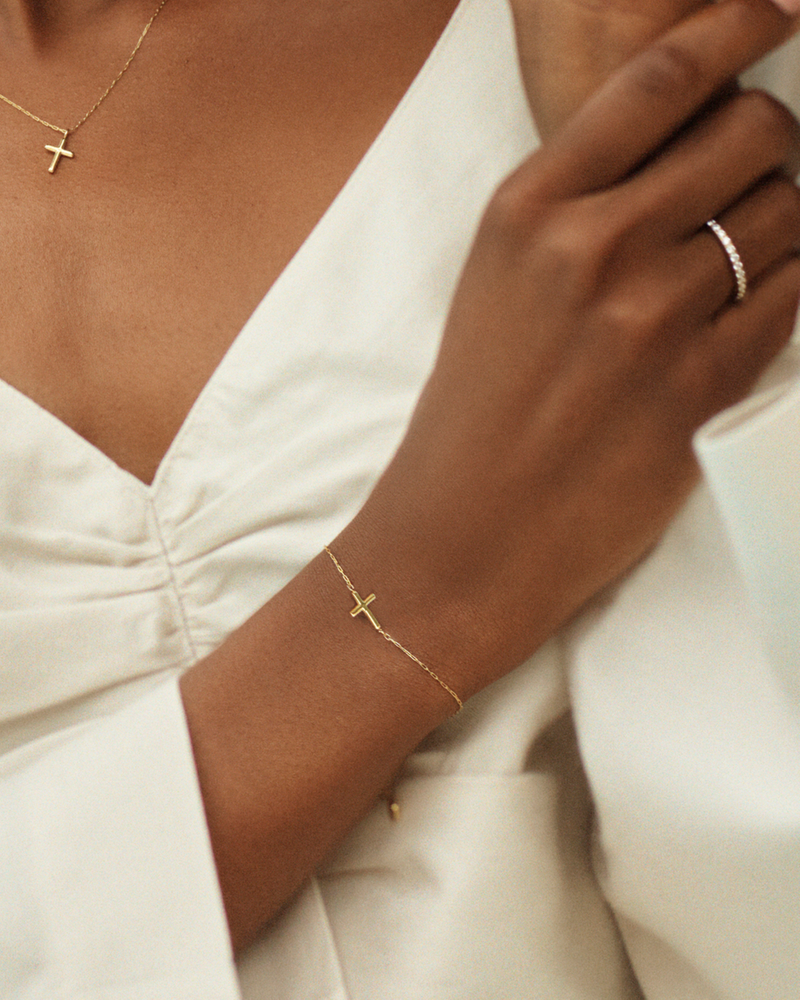 Spirit Cross Bracelet Guldarmbånd Guld
