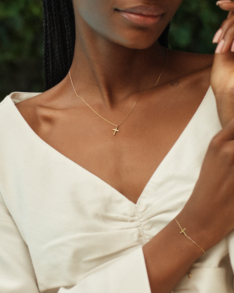 Spirit Cross Necklace Guldhalsband Guld