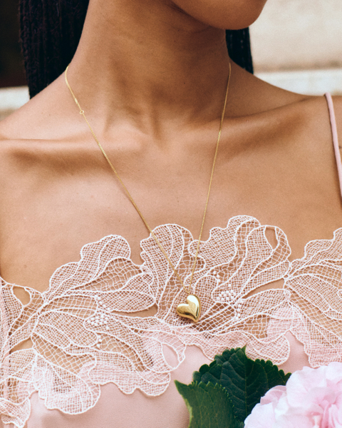 Amorina Necklace L Gold necklaces Guld