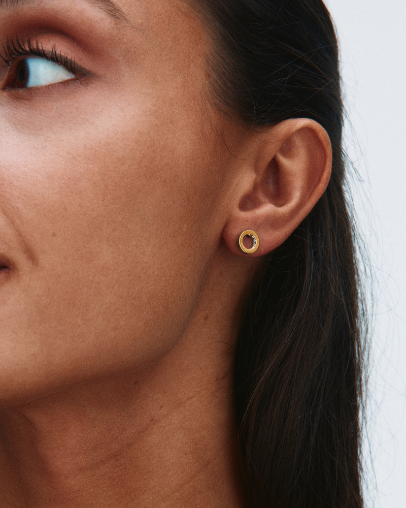 Monaco Studs Mini Ørestikker Guld
