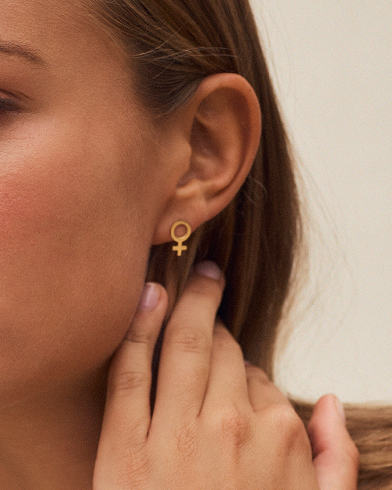 Venus Studs Studs Gold
