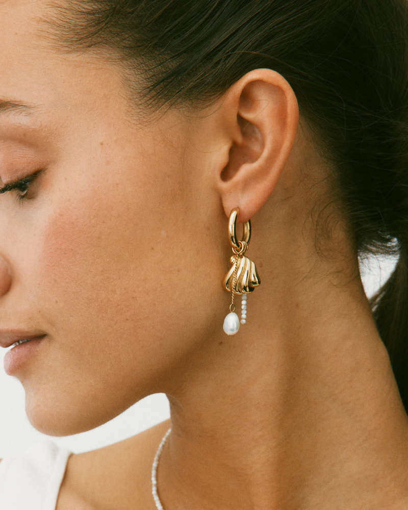 Beach Pearls Hoops undefined Gold/White