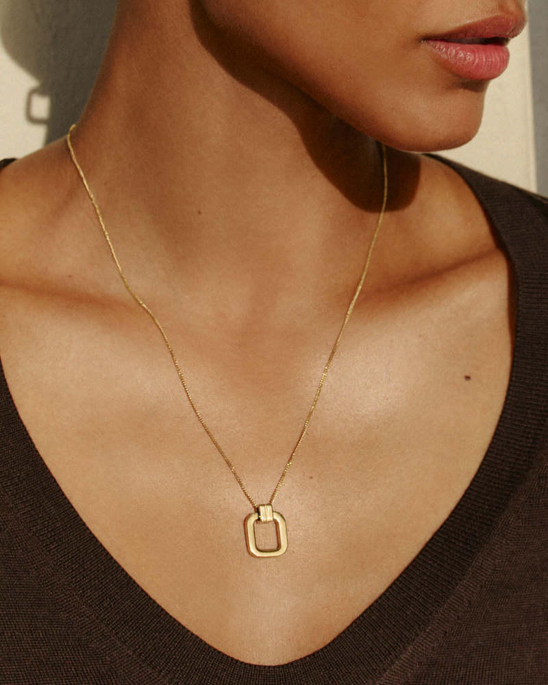 Plaza Necklace L Gold necklaces Gold