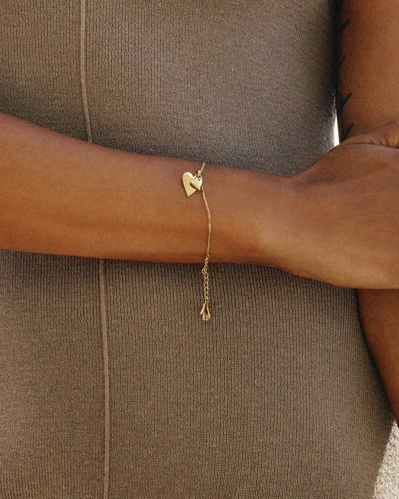Heart to Heart Bracelet Gold bracelets Gold