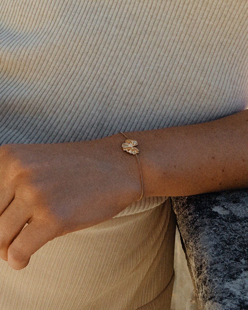 Gerana Bracelet Gold bracelets Gold
