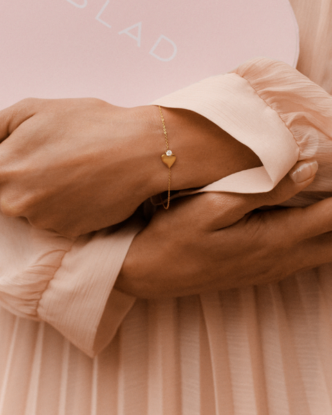 Love Spark Bracelet Gold bracelets Guld