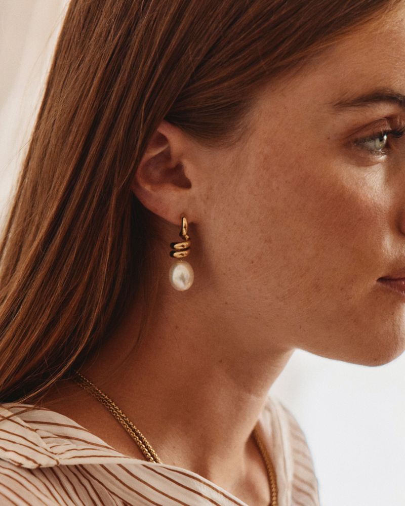Swivel Earrings Pearl L Gold earrings Gold