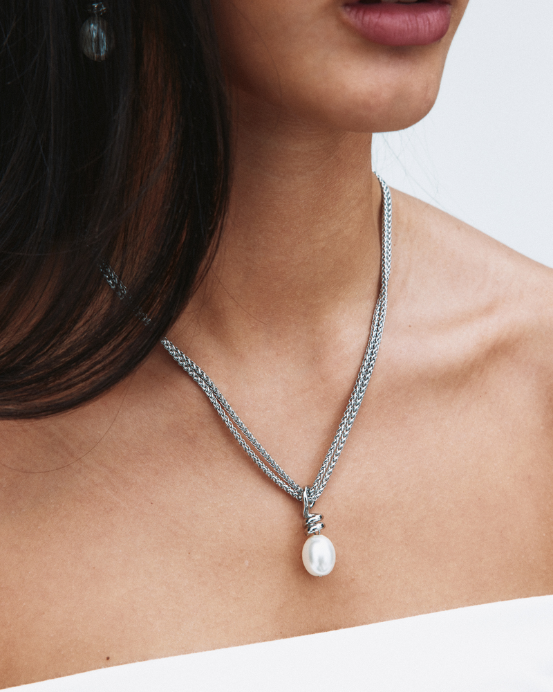 Swivel Necklace Pearl L Halskæder i sølv Sølv