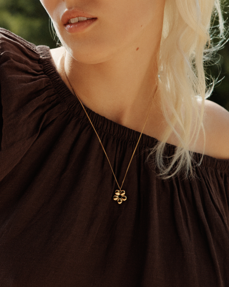 Daisy Necklace M Gold necklaces Gold