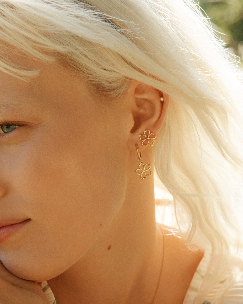 Alba Studs S Ørestikker Guld