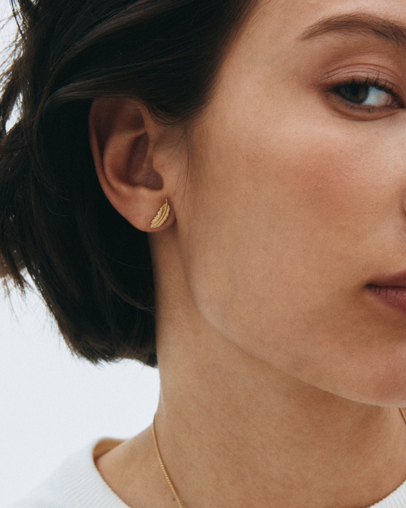 Feather Studs Stiftörhängen Guld