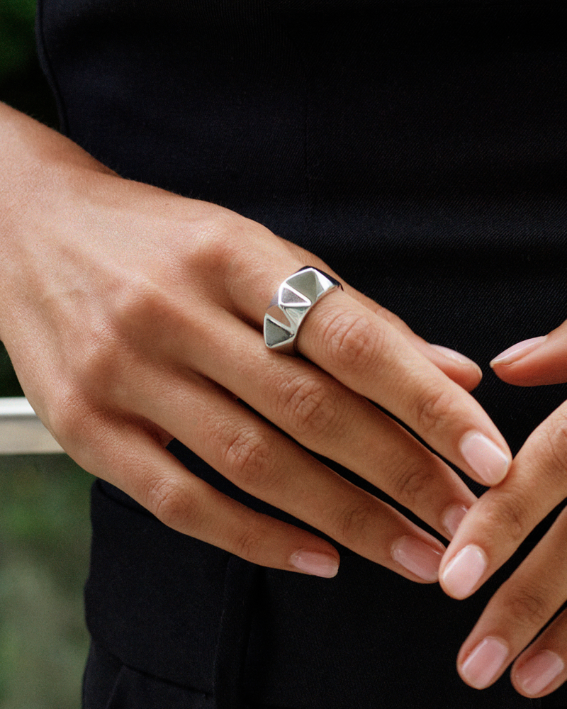 Peak Rivet Ring Ringe i sølv Sølv