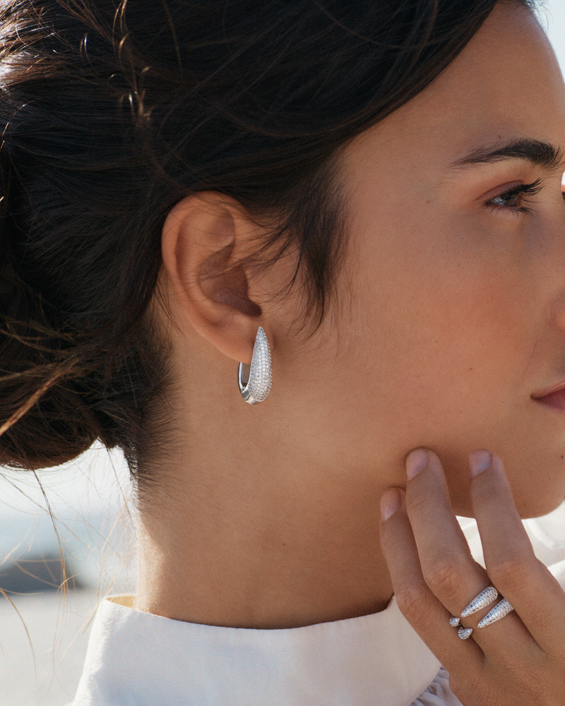 Crest Pavé Hoops L Hopeiset korut Hopea