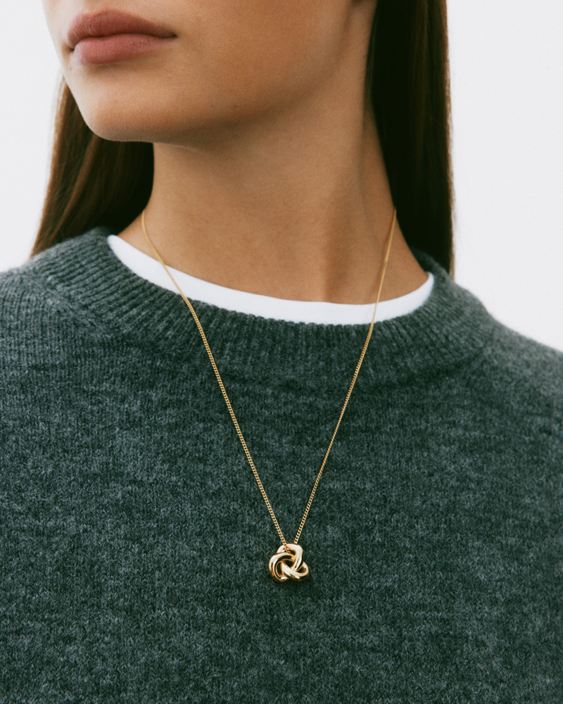 Infinity Knot Necklace L Gold necklaces Gold