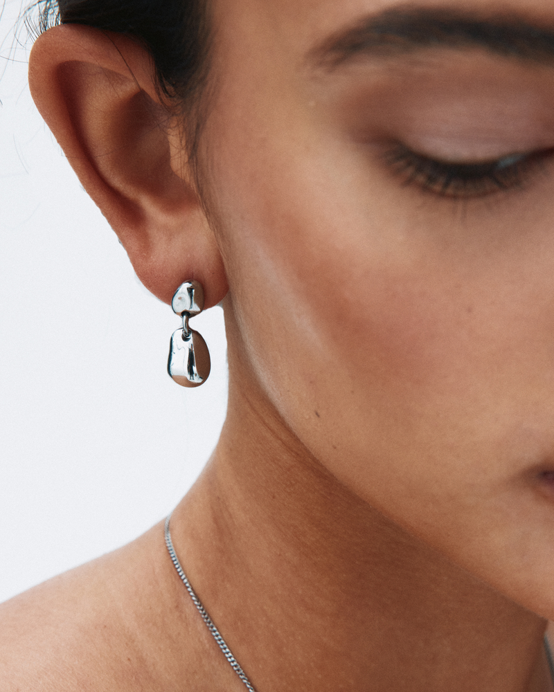 Leora Earrings Hopeiset korvakorut Hopea
