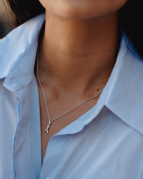 Novel Knot Necklace For her Silver